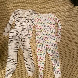 EUC pair of 🌈 pjs